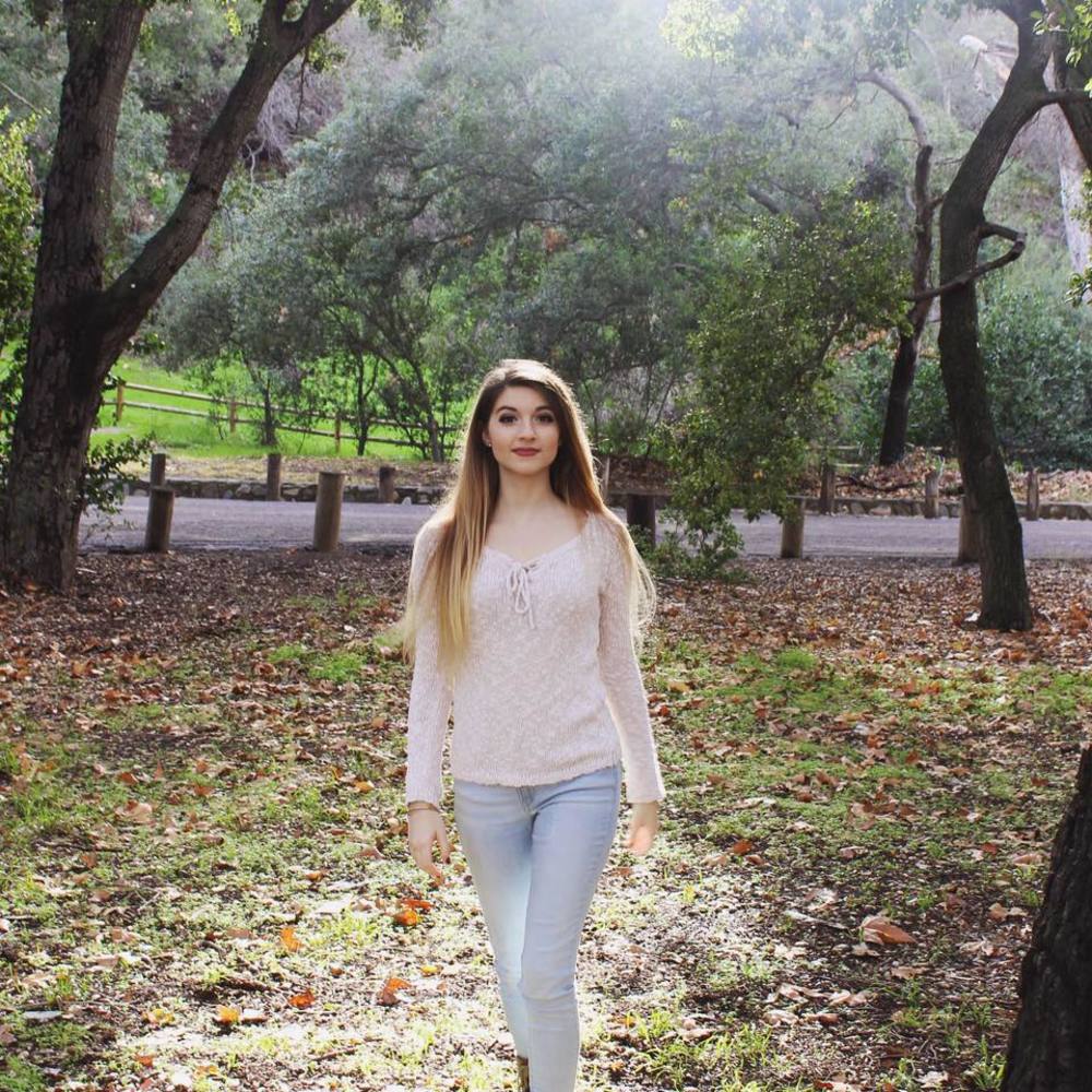 Meet your Posher, Hailey